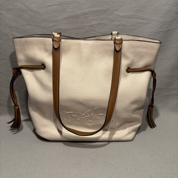 Coach Andy Tote CA165 Horse And Carriage Chalk/Multi Pebble Leather Purse - Picture 1 of 9